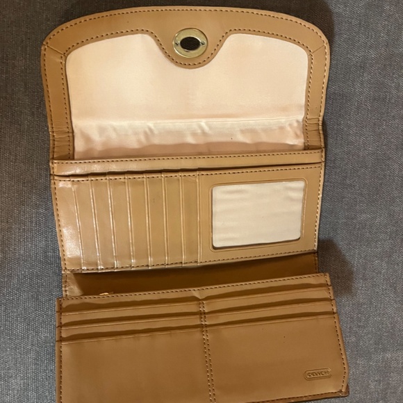 Coach brown leather wallet - Picture 4 of 4